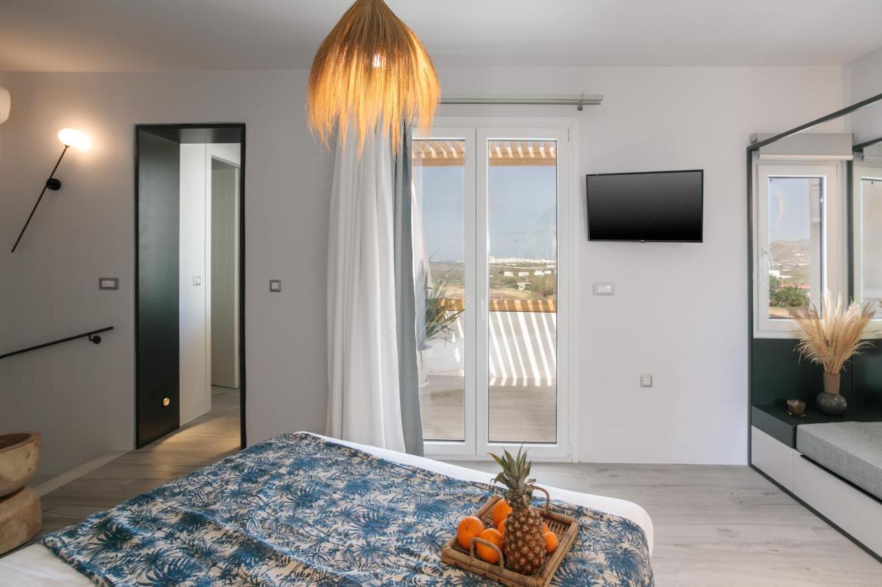 Sunday Luxury Suites Agia Anna  Exterior photo
