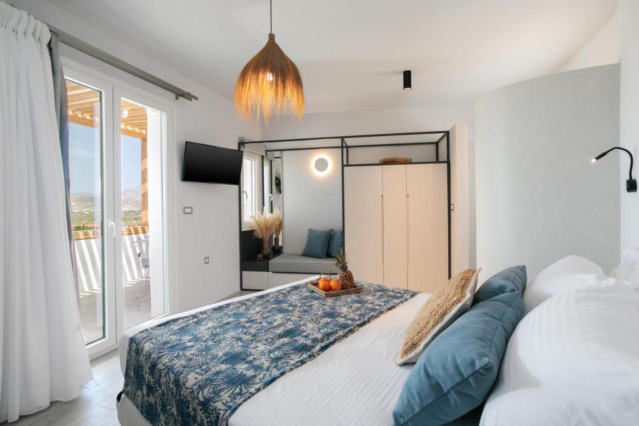 Sunday Luxury Suites Agia Anna  Exterior photo